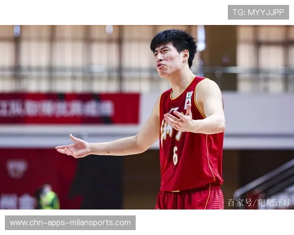 CBA北京最后一攻造犯规罚球稳稳得分